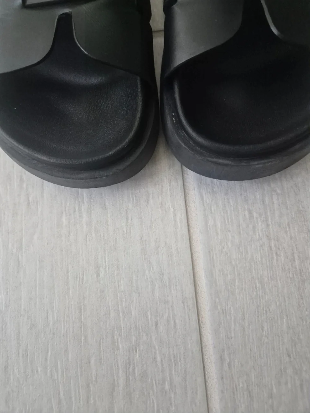 Comfortable H&M Slides Sandals Size 8